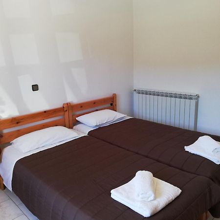 Lemonia Apartment Afión Dış mekan fotoğraf